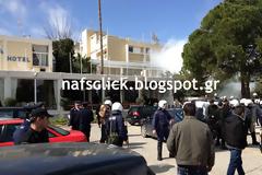 Συμβαίνει τώρα: Επεισόδια στο Μεσολόγγι. Πέφτουν δακρυγόνα