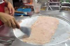 Πως φτιάχνουν παγωτό στην Ταϊλάνδη (video)
