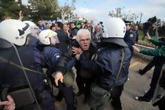 Mεσολόγγι: Πήραν στο κυνήγι το Μάριο Σαλμά - Μαρτυρία: Ο οδηγός του πάτησε γκάζι και παρέσυρε πεζούς! - Δείτε video