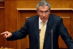 Ο Καπερνάρος διαφωνεί με Καμμένο
