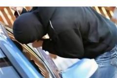 Ζευγάρι με παρελθόν στις διαρρήξεις άνοιγε αυτοκίνητα