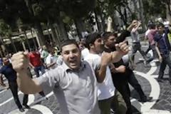 Δεκάδες συλλήψεις στο Αζερμπαϊτζάν