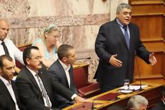 Χρυσή Αυγή: Φίλος των μασόνων ο Δένδιας