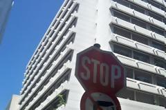 Ρύθμιση χρεών στις τράπεζες με επιτόκιο 4% και περίοδο χάριτος 48 μήνες συζητούν κυβέρνηση και Τρόικα