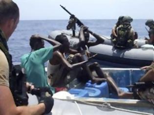 Φωτογραφία για Σομαλοί πειρατές απελευθέρωσαν ελληνικό τάνκερ