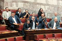 Χρυσή Αυγή: Θέατρο του παραλόγου από το ΤΑΙΠΕΔ