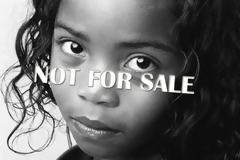 €4,500 για την αγορά σκλάβας…
