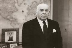 Σπύρος Σκούρας: O Έλληνας που έγραψε ιστορία στο Χόλιγουντ!