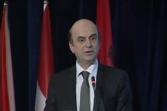 Η Αλβανία επανεξετάζει την λειτουργία περίπου πενήντα πρεσβειών της λόγω οικονομικών δυσχερειών