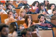 Σε ποιες σχολές οι βάσεις θα φτάσουν στα ύψη - Ανατροπές στις Πανελλαδικές