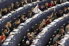 Βίντεο από τη στιγμή που κατέρρευσε ο Γ. Παπαστάμκος