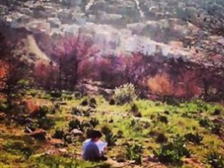 Φωτογραφία για Aγγελική Ηλιάδη: Φωτογράφησε τον Μπαμπίνο της με φόντο… καμένο δάσος