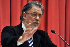 Στη Βουλή το θέμα της μεταφοράς τοξικομανών στην Αμυγδαλέζα