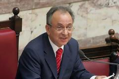 Σιούφας: «Τόλμη» και «επιθετικότητα» για οικονομική ανάπτυξη