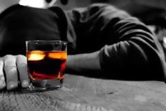 ΥΓΕΙΑ: Βγαίνει στην αγορά τo πρώτο φάρμακο για τους αλκοολικούς!
