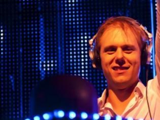 Φωτογραφία για Νέο τραγούδι από τον Armin Van Buuren
