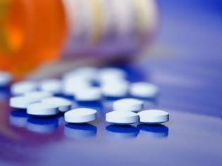 Φωτογραφία για Γυρίζουν από φαρμακείο σε φαρμακείο για να βρουν τα φάρμακά τους