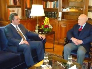 Φωτογραφία για Συνάντηση του περιφερειάρχη κεντρικής Μακεδονίας Α Τζιτζικώστα με τον πρόεδρο της δημοκρατίας Κ. Παπούλια