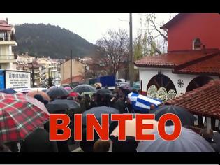 Φωτογραφία για ΚΑΣΤΟΡΙΑ - Πλήθος κόσμου στην κηδεία του Ανθυπολοχαγού που σκοτώθηκε στο πεδίο βολής (Βίντεο)