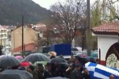 Θρήνος στην κηδεία του αδικοχαμένου Ανθυπολοχαγού
