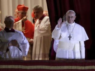 Φωτογραφία για Ο Πάπας με τον μισό πνεύμονα και την πρώην αρραβωνιαστικιά – Άγνωστες πτυχές της ζωής του νέου Ποντίφηκα