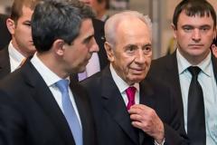 Η ομιλία του Σιμόν Πέρες στο Ευρωπαϊκό Κοινοβούλιο και η Παγκόσμια Κυβέρνηση. Αυτήν που εξυμνούσε ο ΓΑΠ και ο Παπακωνσταντίνου!