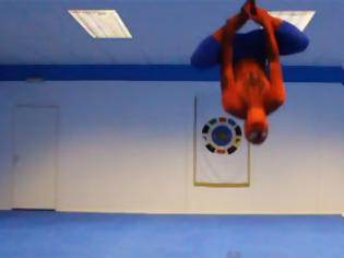 Φωτογραφία για Όταν ο Spider-Man κάνει προπόνηση [Video]