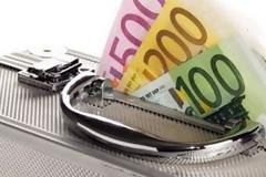 Σοκ για χιλιάδες Έλληνες που είχαν μεταφέρει τα χρήματά τους στην Κύπρο