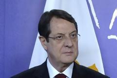 Σχέδιο για κούρεμα καταθέσεων με αντάλλαγμα μετοχές για την Κύπρο