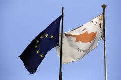 Αίσθηση και στη Βρετανία από τις αποφάσεις για τις καταθέσεις
