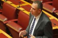ΑΠΑΡΑΔΕΚΤΗ Η ΤΑΛΑΙΠΩΡΙΑ ΣΤΟ ΙΚΑ ΤΟΝΙΖΕΙ Ο ΓΙΑΝΝΗΣ ΜΙΧΕΛΑΚΗΣ