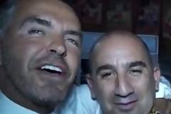 Δείτε τους DSquared να χορεύουν συρτάκι και καλαματιανό σε ελληνικό παραδοσιακό γάμο! [video]