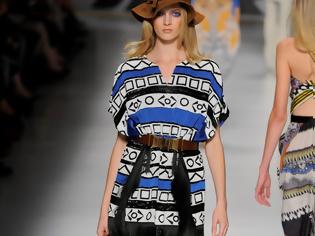 Φωτογραφία για Fashion trend: Printed τοπ