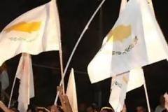 Το κούρεμα στις καταθέσεις είναι γεγονός και εμείς το ρίξαμε στο καρναβάλι!