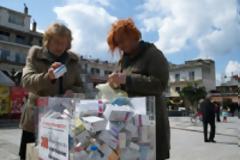 Πολίτες στην Ηγ/τσα μάζεψαν φάρμακα για πολίτες!