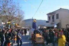 Κοσμοσυρροή στην Κρήνη Τρικάλων για την παρέλαση των Αποκριάτικων αρμάτων