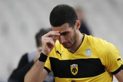 Δεν είναι στο καλό του...φεγγάρι ο Πετρόπουλος