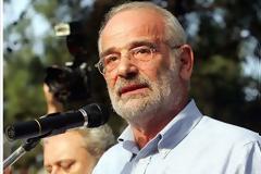 Αλαβάνος: Να φύγει η Κύπρος από την Ευρωζώνη