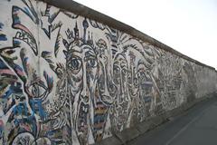 Διαμαρτυρία για την κατεδάφιση της East Side Gallery