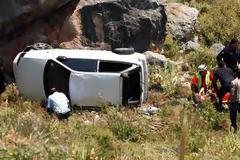 Βουτιά θανάτου για οδηγό στο Καρπενήσι