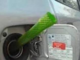 Φωτογραφία για Μαραθούπολη: Του πήραν την βενζίνη από το όχημα