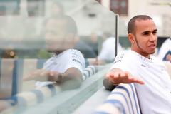 Hamilton: Είναι ωραίο να διαψεύδεις όσους σε κρίνουν