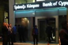 Βενιζέλος: Αλλαγή της απόφασης ή μπουρλότο....