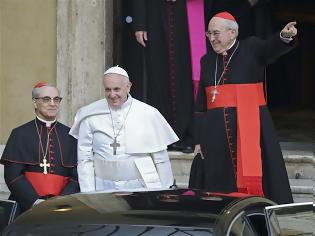 Φωτογραφία για Ιταλία: Ο πάπας Φραγκίσκος δείπνησε χθες βράδυ σε «εγκάρδιο, χριστιανικό κλίμα» με τον Οικουμενικό Πατριάρχη Βαρθολομαίο