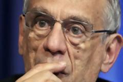 Λίγο πριν αναχωρήσει για τη Μόσχα παραιτήθηκε ο υπουργός Οικονομικών Μ. Σαρρής