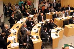 Καταψηφίστηκε το σχέδιο για το κούρεμα στην Κύπρο