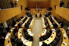 ΕΚΤΑΚΤΟ: ΚΑΙ ΕΠΙΣΗΜΑ ΤΟ ΟΧΙ ΤΗΣ ΚΥΠΡΟΥ ΣΤΟ ΚΟΥΡΕΜΑ ΤΩΝ ΚΑΤΑΘΕΣΕΩΝ