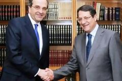 Ευχαριστίες Αναστασιάδη σε Σαμαρά για την «αδελφική αλληλεγγύη»