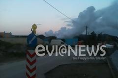 Μάταια περιμένουν τον Πάπα! Πυκνοί καπνοί σκεπάζουν ... το Αλιβέρι! [video]