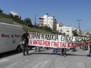 Φωτογραφία για Aγρότες ενισχύουν την κατάληψη στη ΔΟΥ Αγίου Νικολάου